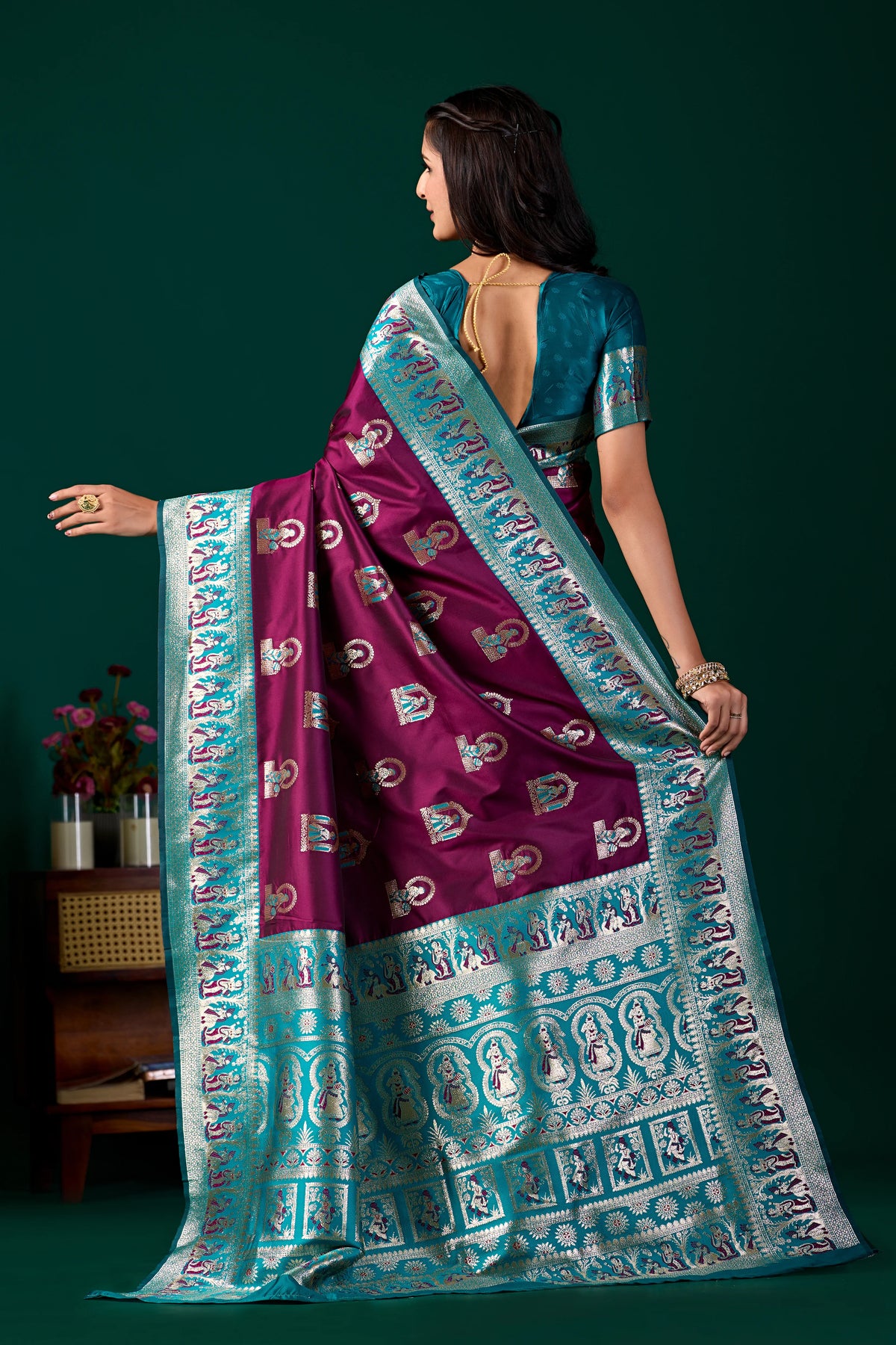 Classic Bengali Weave Baluchari Saree