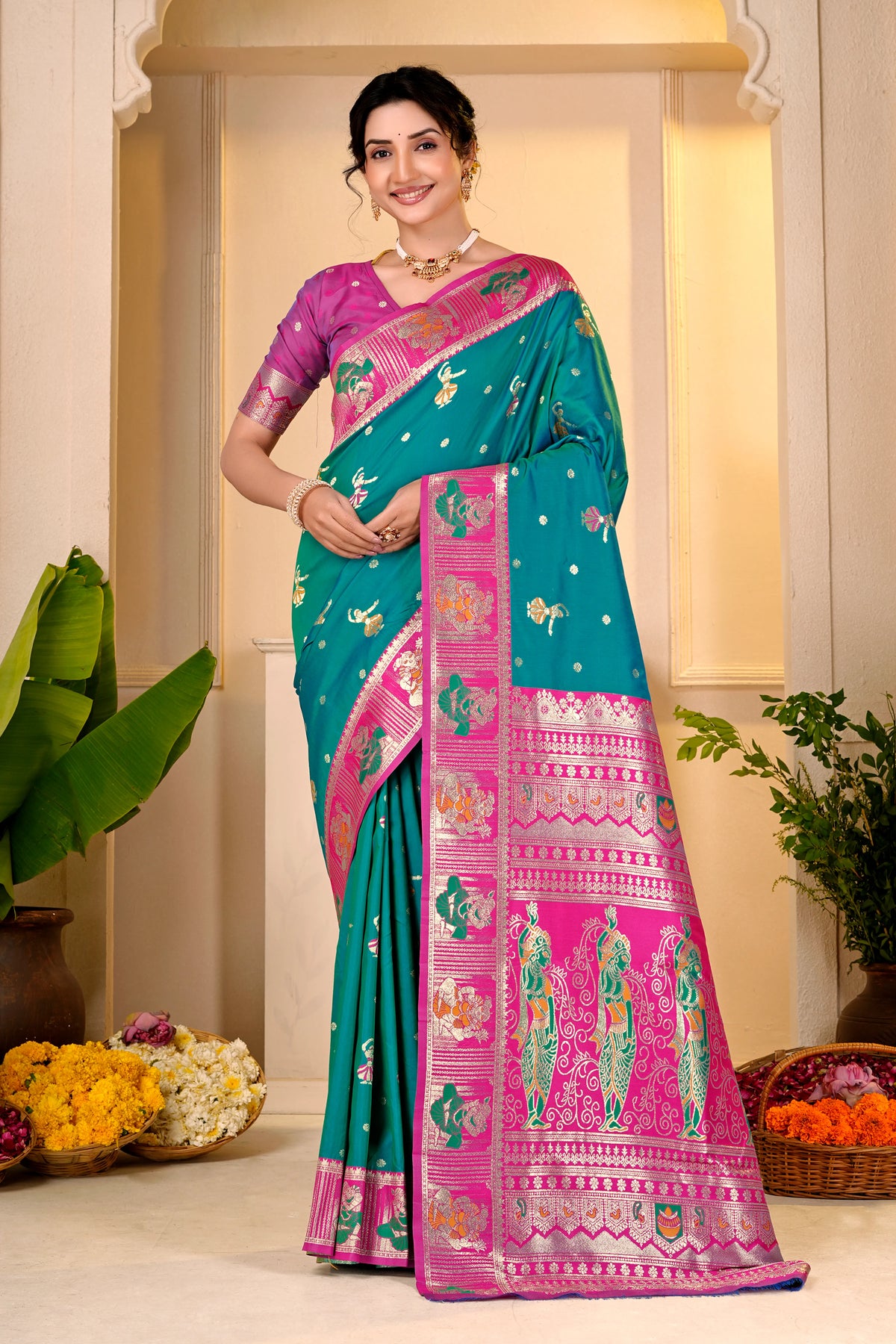 Regal Motif Baluchari Silk Saree