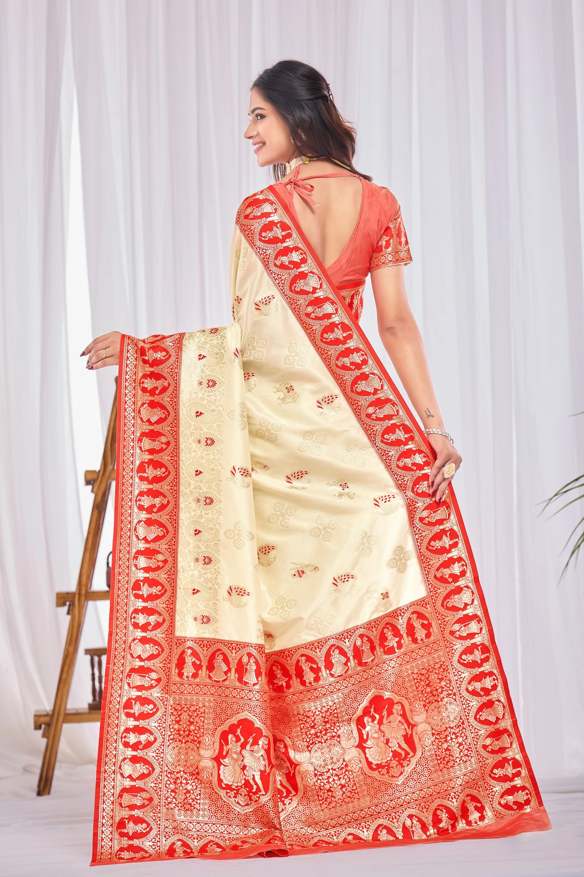 Timeless Bengali Baluchari Saree
