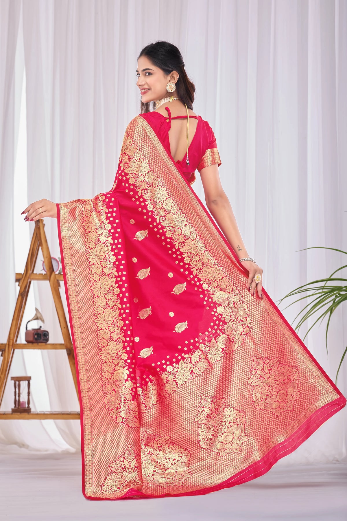 Amara Banarasi Silk Saree