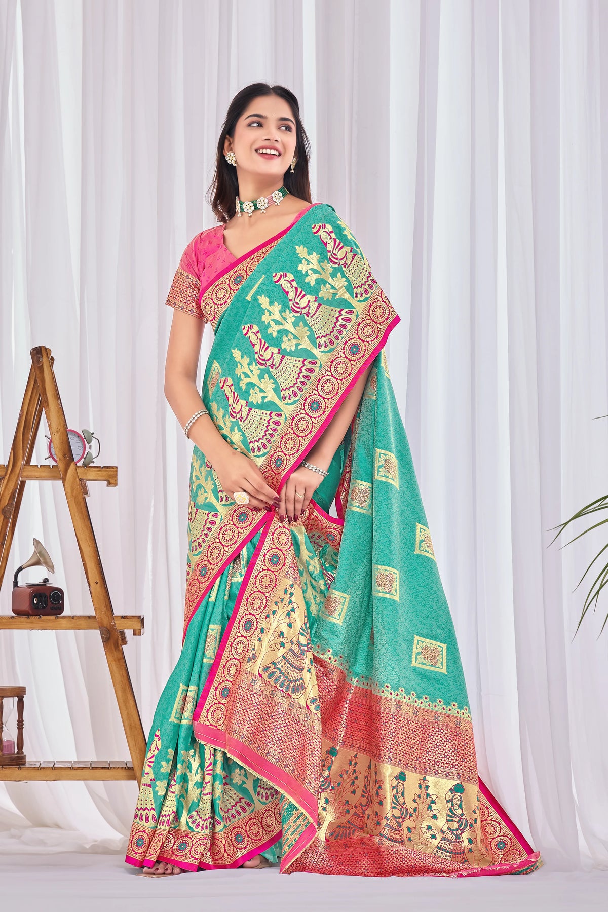 Gulnaar Banarasi Silk Saree