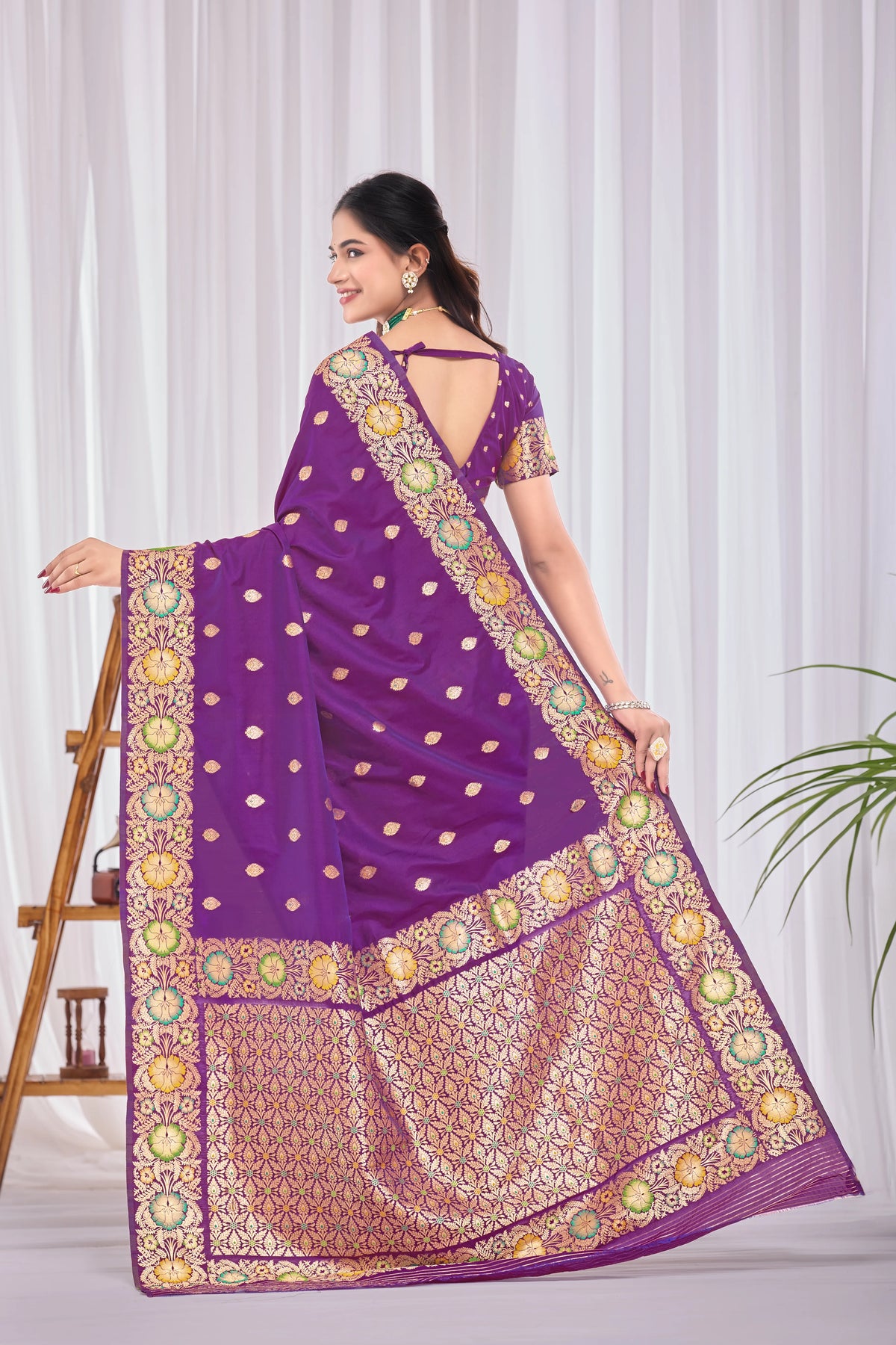 Vaidehi Banarasi Silk Saree