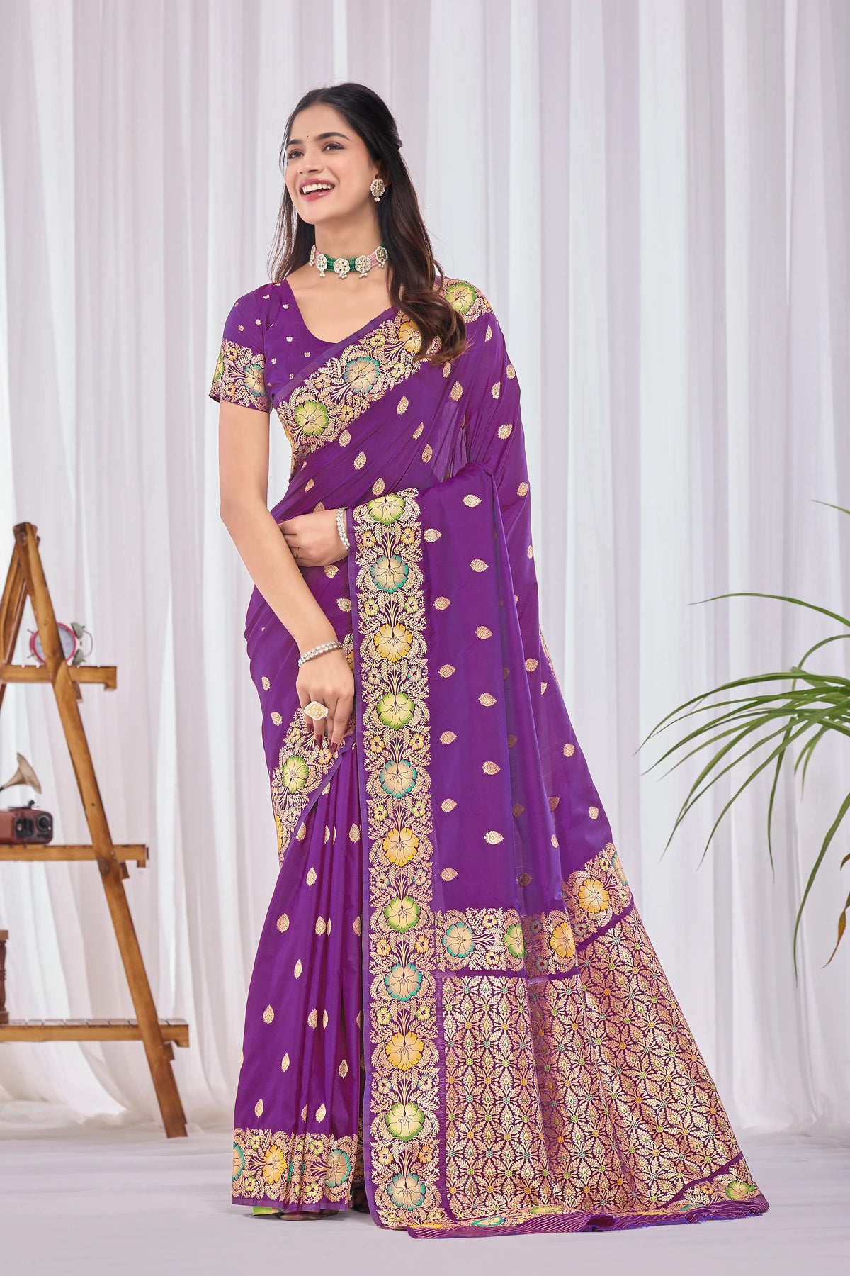 Vaidehi Banarasi Silk Saree